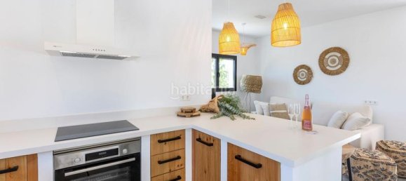 Casa de 4 dormitorios en Alicante, Spain No. 70776 9