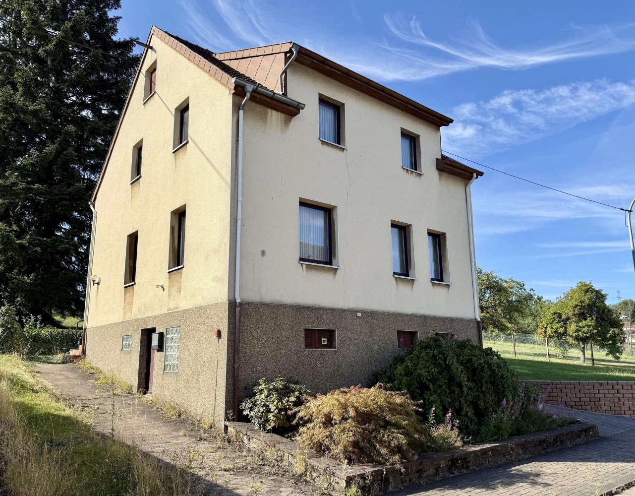 3 غرف نوم منزل في Saarbrucken, Germany رقم 313718