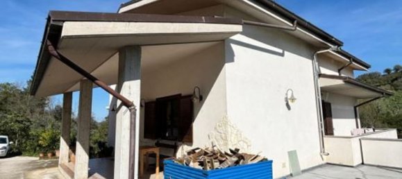 Villa de 6 habitaciónes en San Giovanni Teatino, Italy No. 278123 5