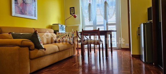 1 bedroom Apartment in Turin, Italy No. 49346 2