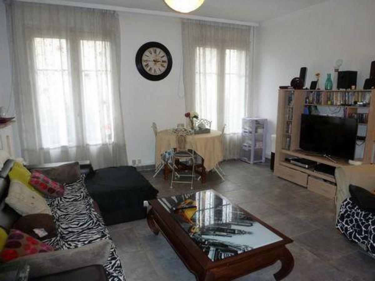 3 bedrooms Condo in Nimes, France No. 31192