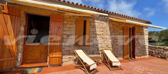 Вилла с 4 спальнями в Ла Маддалена, Италия № 362571 3