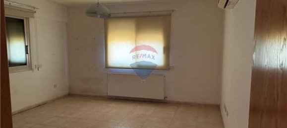 Дом с 5 спальнями в Лимассол, Кипр № 7741 3