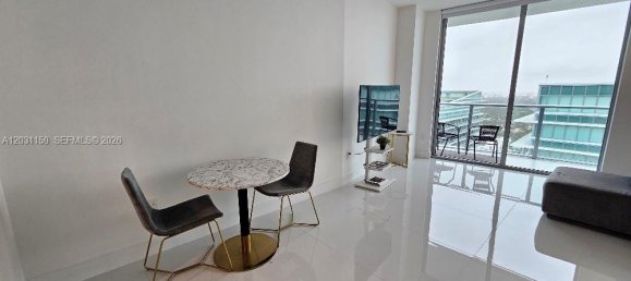 49.33 m² propiedad comercial en alquiler en Miami, Miami-Dade, Florida, USA № 614924 18