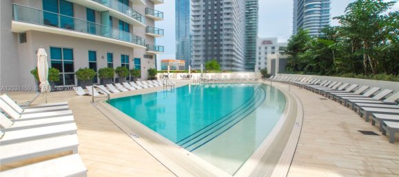 49.33 m² propiedad comercial en alquiler en Miami, Miami-Dade, Florida, USA № 614924 2