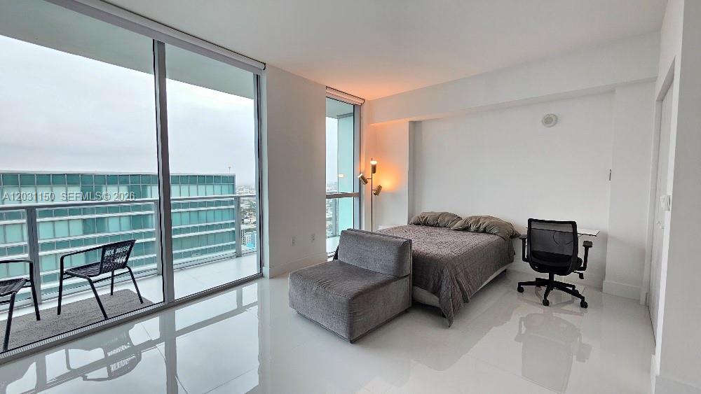 49.33 m² propiedad comercial en alquiler en Miami, Miami-Dade, Florida, USA № 614924