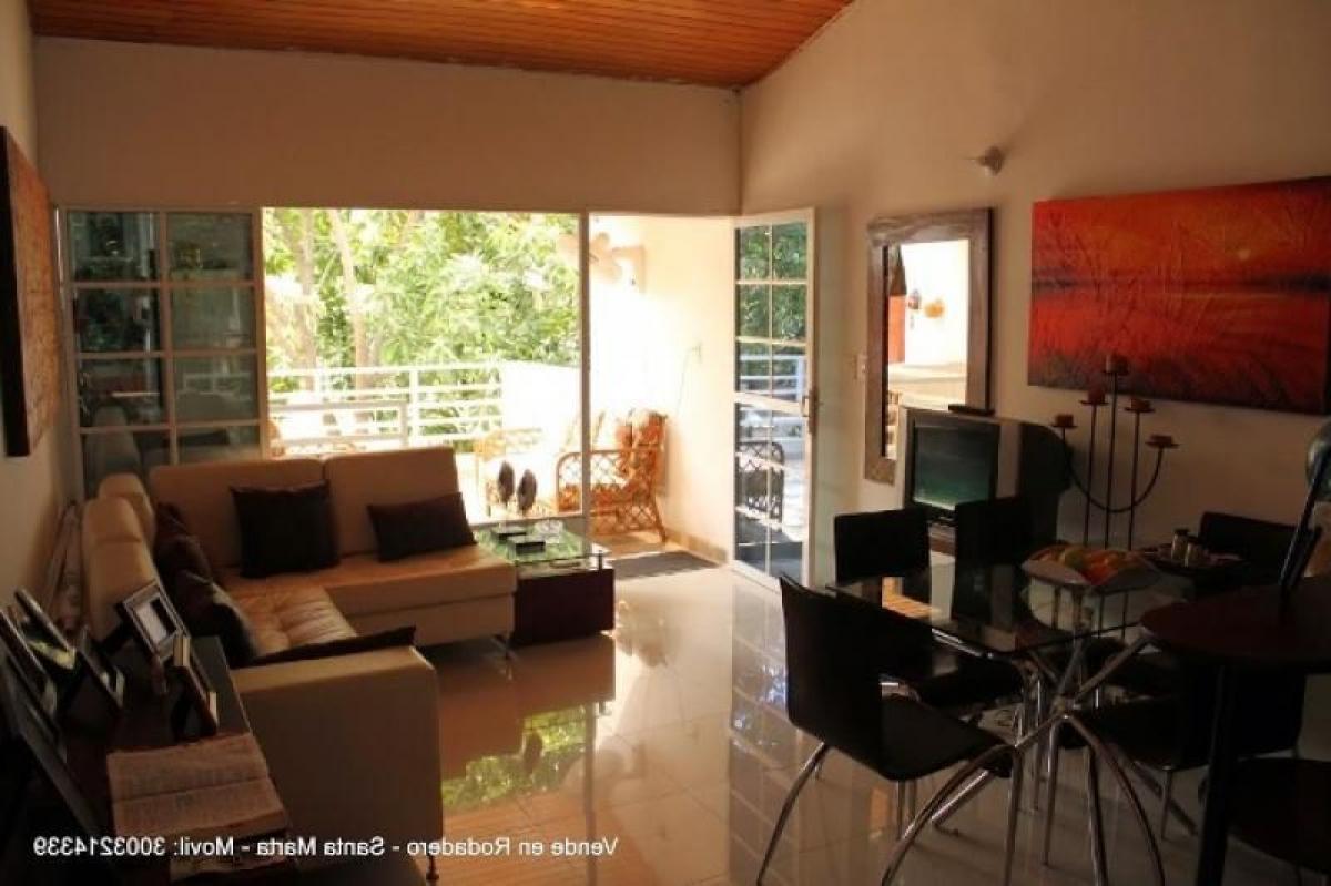 Casa de 6 dormitorios en Guadalajara de Buga, Colombia No. 7192