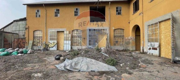 Terreno em Monza, Italy 4800 m² N.º 103345 35