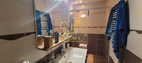 Adosado de 1 dormitorio en Richelieu, France No. 75015 8