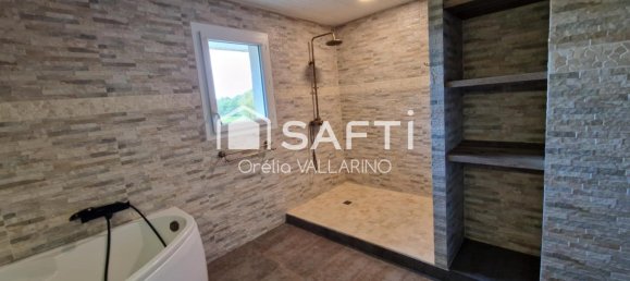 4 chambres Châteaux à Lansac, France No. 341938 5