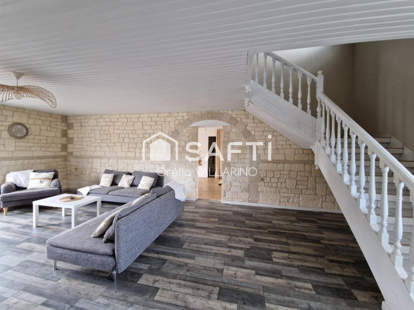 4 chambres Châteaux à Lansac, France No. 341938