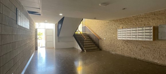 Office in Las Palmas De Gran Canaria, Spain No. 72823 27