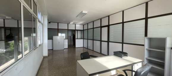 Office in Las Palmas De Gran Canaria, Spain No. 72823 12