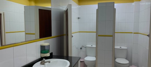 Office in Las Palmas De Gran Canaria, Spain No. 72823 23