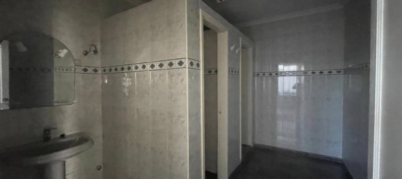 Office in Las Palmas De Gran Canaria, Spain No. 72823 20