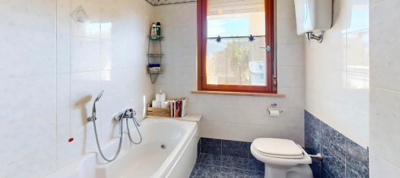 4 rooms Penthouse in Bastia Umbra, Italy No. 89230 21