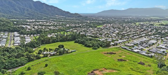 600m² Land in Edmonton, Australia No. 589 3