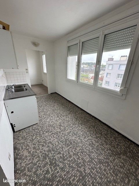 Apartamento de 2 dormitorios en Amiens, France No. 76914