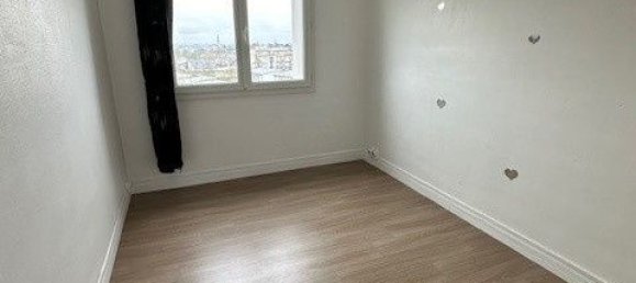 2 chambres Appartement à Amiens, France No. 76914 2