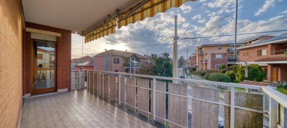 5 rooms Apartment in Grugliasco, Italy No. 30341 17