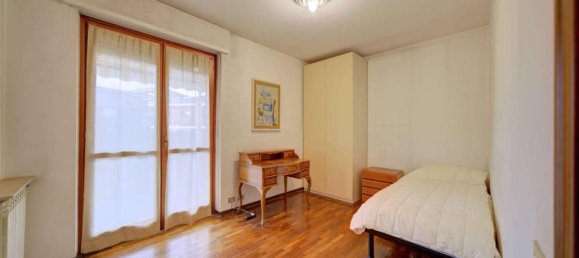 5 rooms Apartment in Grugliasco, Italy No. 30341 19