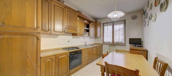 5 rooms Apartment in Grugliasco, Italy No. 30341 9