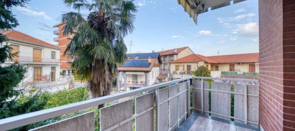 5 rooms Apartment in Grugliasco, Italy No. 30341 22