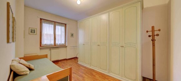 5 rooms Apartment in Grugliasco, Italy No. 30341 23