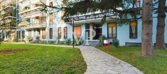 3 rooms Apartment in Brugherio, Italy No. 32692 63