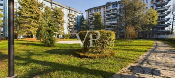 3 rooms Apartment in Brugherio, Italy No. 32692 47