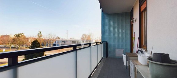 3 rooms Apartment in Brugherio, Italy No. 32692 14