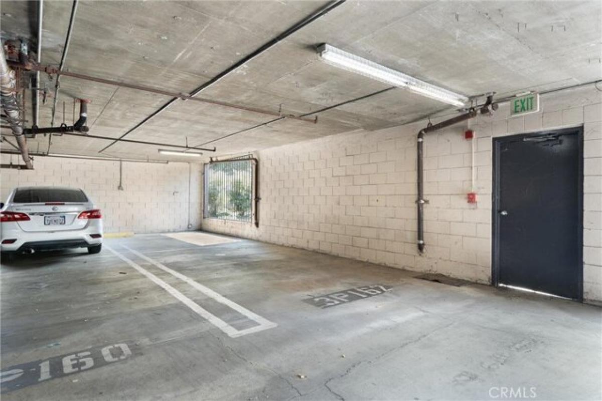 2 bedrooms House in Woodland Hills, USA No. 441995