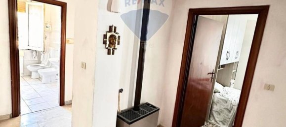 Квартира с 3 комнатами в Пинето, Италия № 300738 5