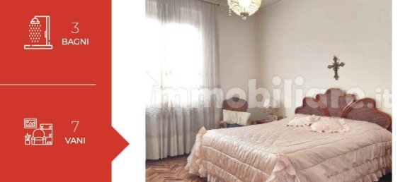 7 rooms House in Campi Bisenzio, Italy No. 150168 10