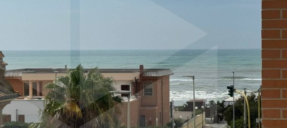 3 rooms Apartment in Pomezia, Italy No. 19205 8