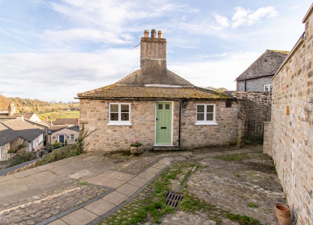 1 bedroom House in Richmond, United Kingdom No. 2649