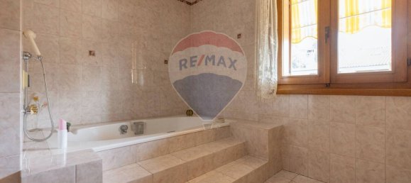 Villa de 9 habitaciónes en Varese, Italy No. 236103 25