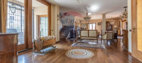 Villa de 9 habitaciónes en Varese, Italy No. 236103 5