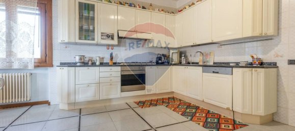 Villa de 9 habitaciónes en Varese, Italy No. 236103 13