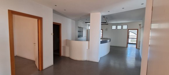 220m² Office in Castelfidardo, Italy No. 345859 6