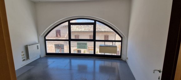 220m² Office in Castelfidardo, Italy No. 345859 7