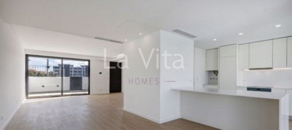 3 bedrooms Villa in Oeiras, Portugal No. 170522 8