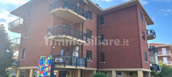 3 bedrooms Apartment in Turin, Italy No. 280639 14