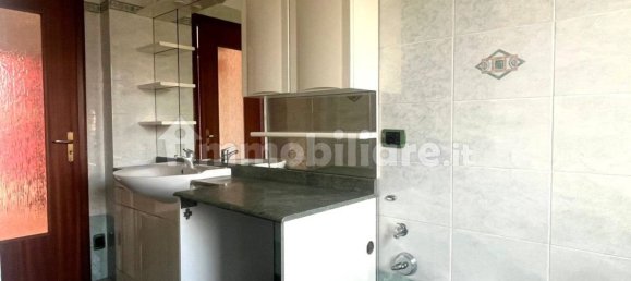 3 bedrooms Apartment in Turin, Italy No. 280639 11