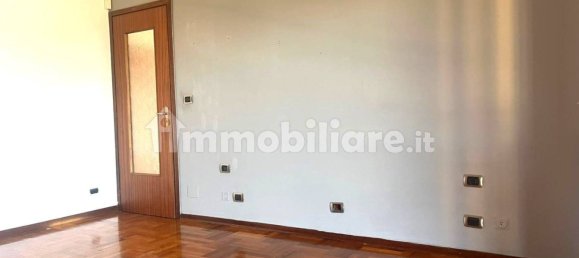 3 bedrooms Apartment in Turin, Italy No. 280639 13