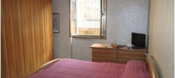 2-salle Appartement à Baranzate, Italy No. 187502 7