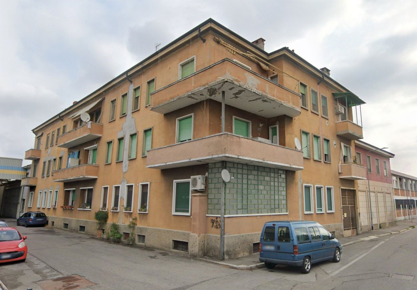 2-salle Appartement à Baranzate, Italy No. 187502