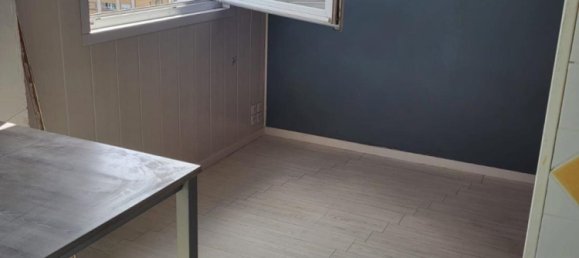 Estudio en Valenciennes, France No. 48470 3