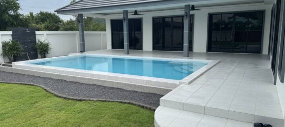 4 bedrooms Villa in Prachuap Khiri Khan, Thailand No. 67599 2