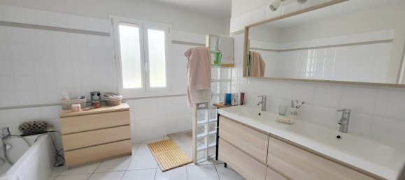 3 bedrooms Villa in Limoux, France No. 338748 8